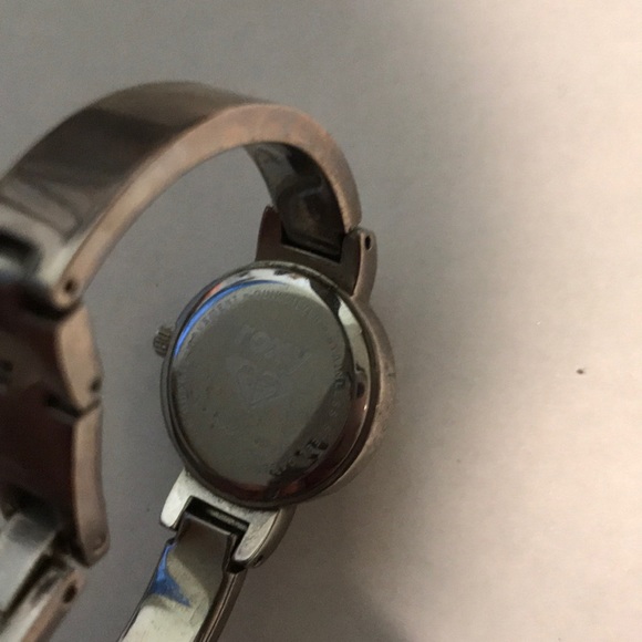 Roxy Watch - Picture 3 of 5